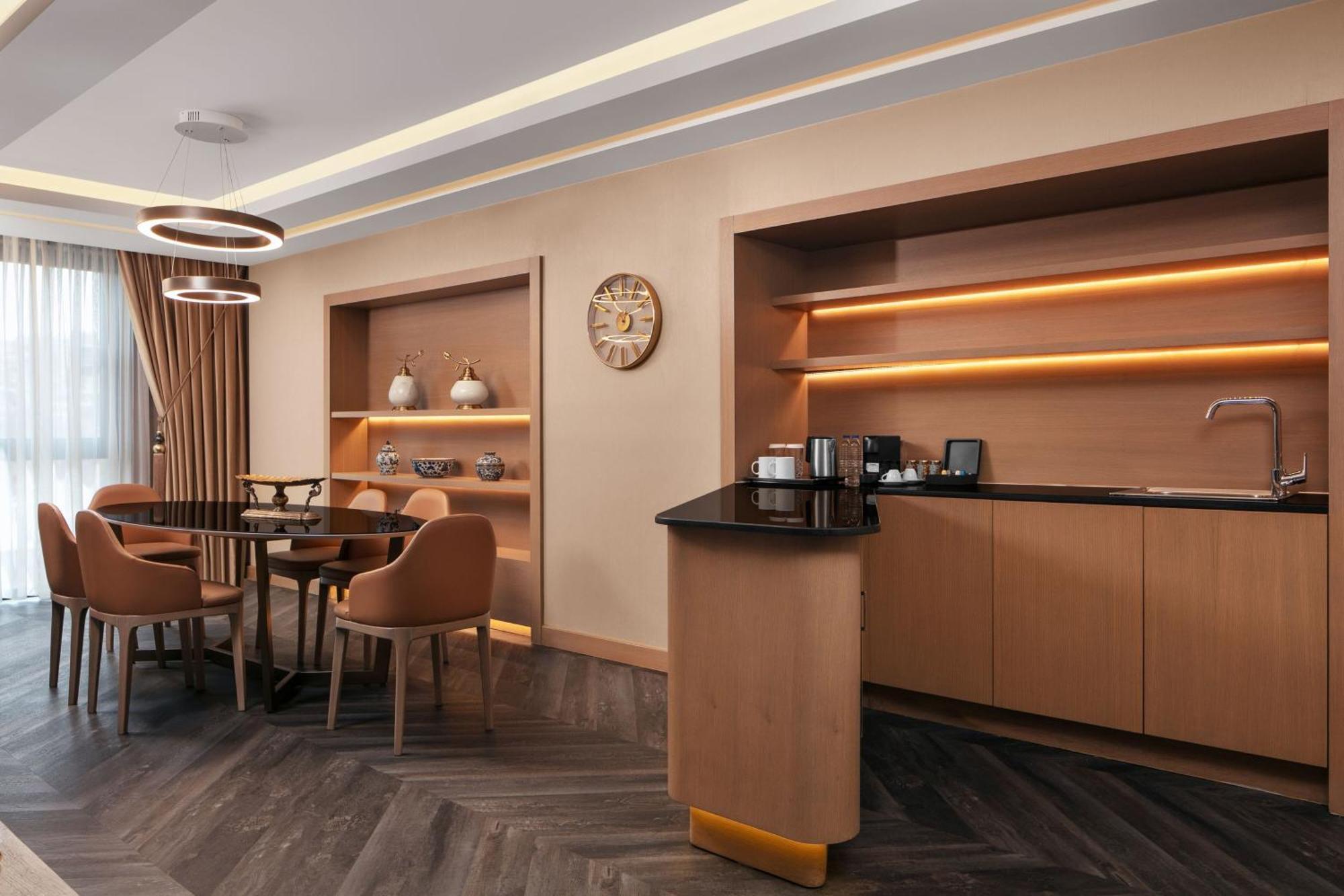 Sheraton Istanbul City Center Eksteriør billede